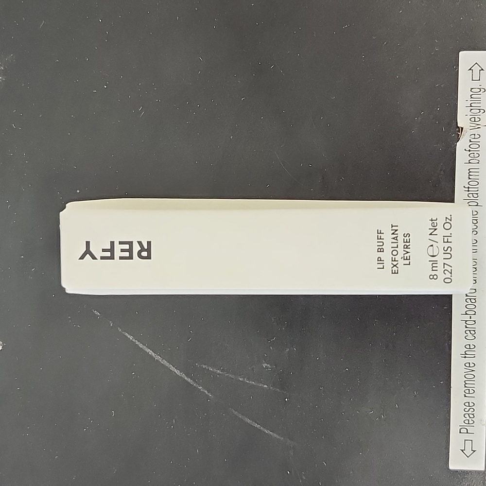 Refy Lip Buff exfoliant